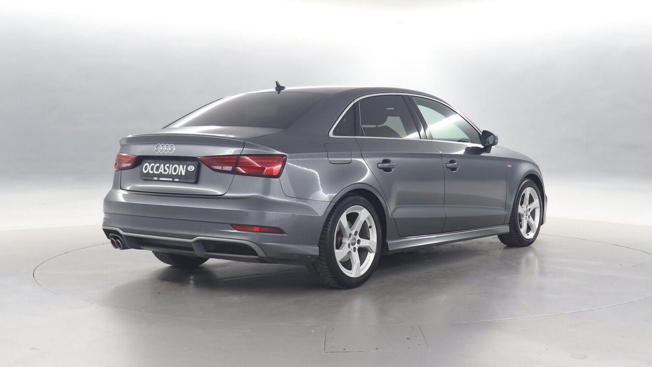 Audi A3 Limousine 35 TFSI 150pk CoD Sport S Line Edition S-Tronic / Navigatie / Cruise Control / Xenon