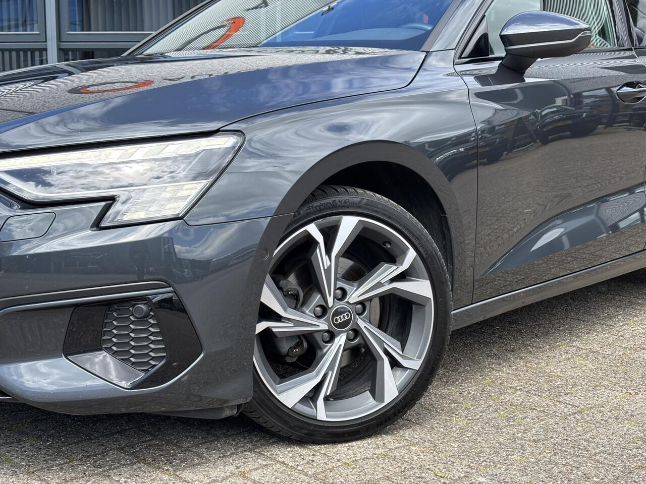 Audi A3 Limousine 35 1.5 TFSI edition one / Nieuwjaarsvoordeel, nu ¤600,- in prijs verlaagd! / Apple Carplay/ Android Auto / BTW / Digital Cockpit / Keyless / Camera / Stoelverwarming /