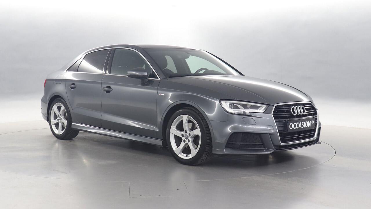 Audi A3 Limousine 35 TFSI 150pk CoD Sport S Line Edition S-Tronic / Navigatie / Cruise Control / Xenon