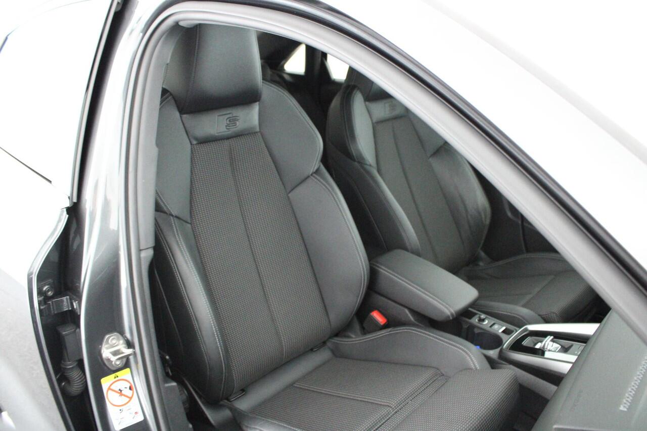 Audi A3 Limousine 35 TFSI 150pk S-Tronic 2x S-Line Navigatie Stoelverwarming