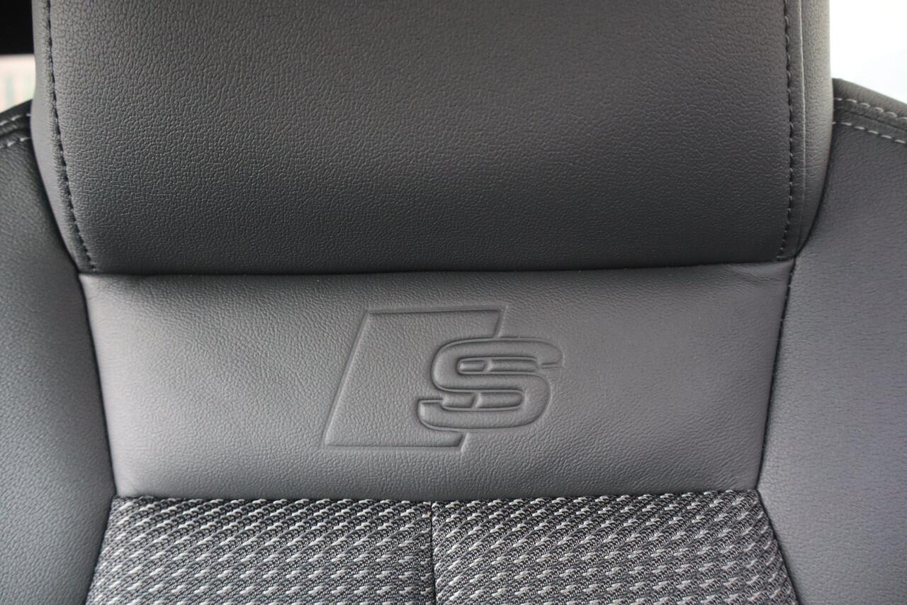 Audi A3 Limousine 30 TFSI S-Line edition NL-Auto!! Apple Car-play I Led verlichting