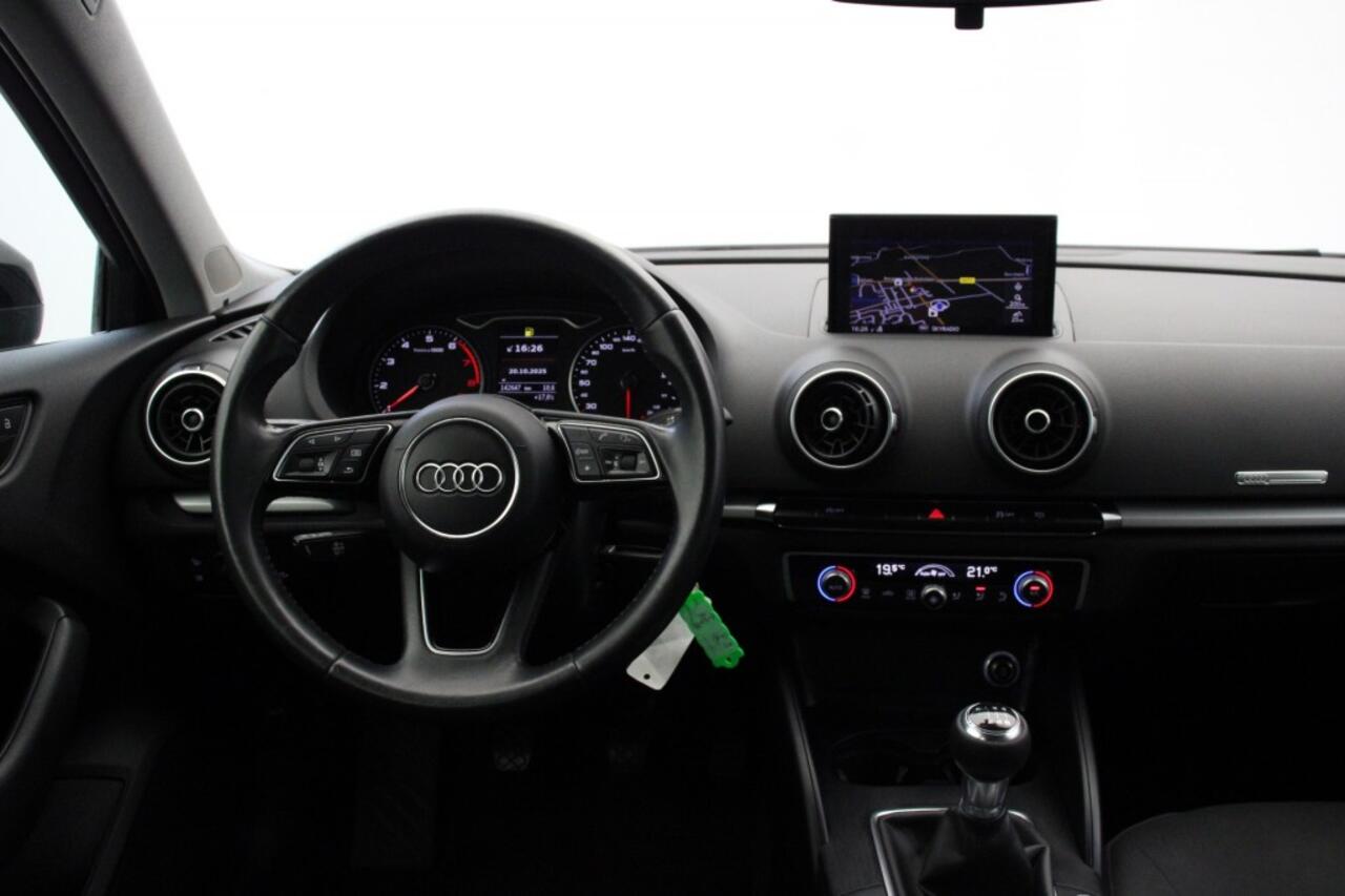 Audi A3 35 TFSI ProLine - Navi, Cruise, Clima