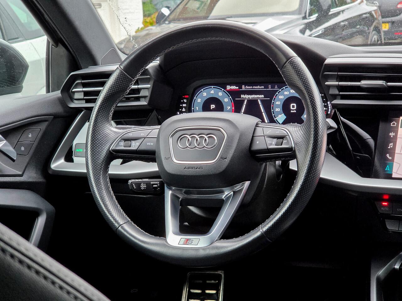 Audi A3 Limousine 30 TFSI AUT7 3x S-LINE BLACK-EDITION SPORTSTOELEN PARKASSIST NAVI DIGIDASH 19 INCH.LMV PDC