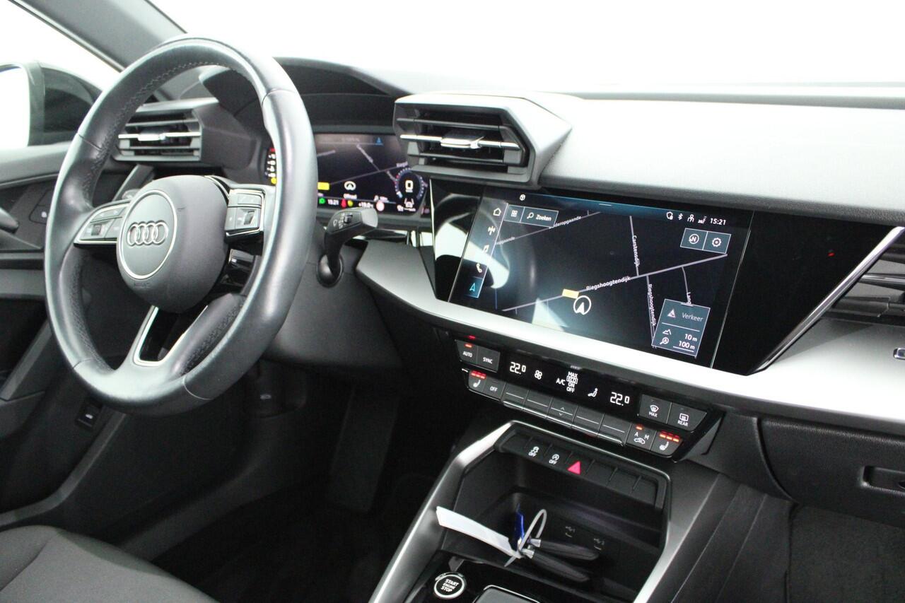 Audi A3 Limousine 35 TFSI 150pk S-Tronic Pro Line Trekhaak ACC Keyless Virtual Cockpit Navigatie