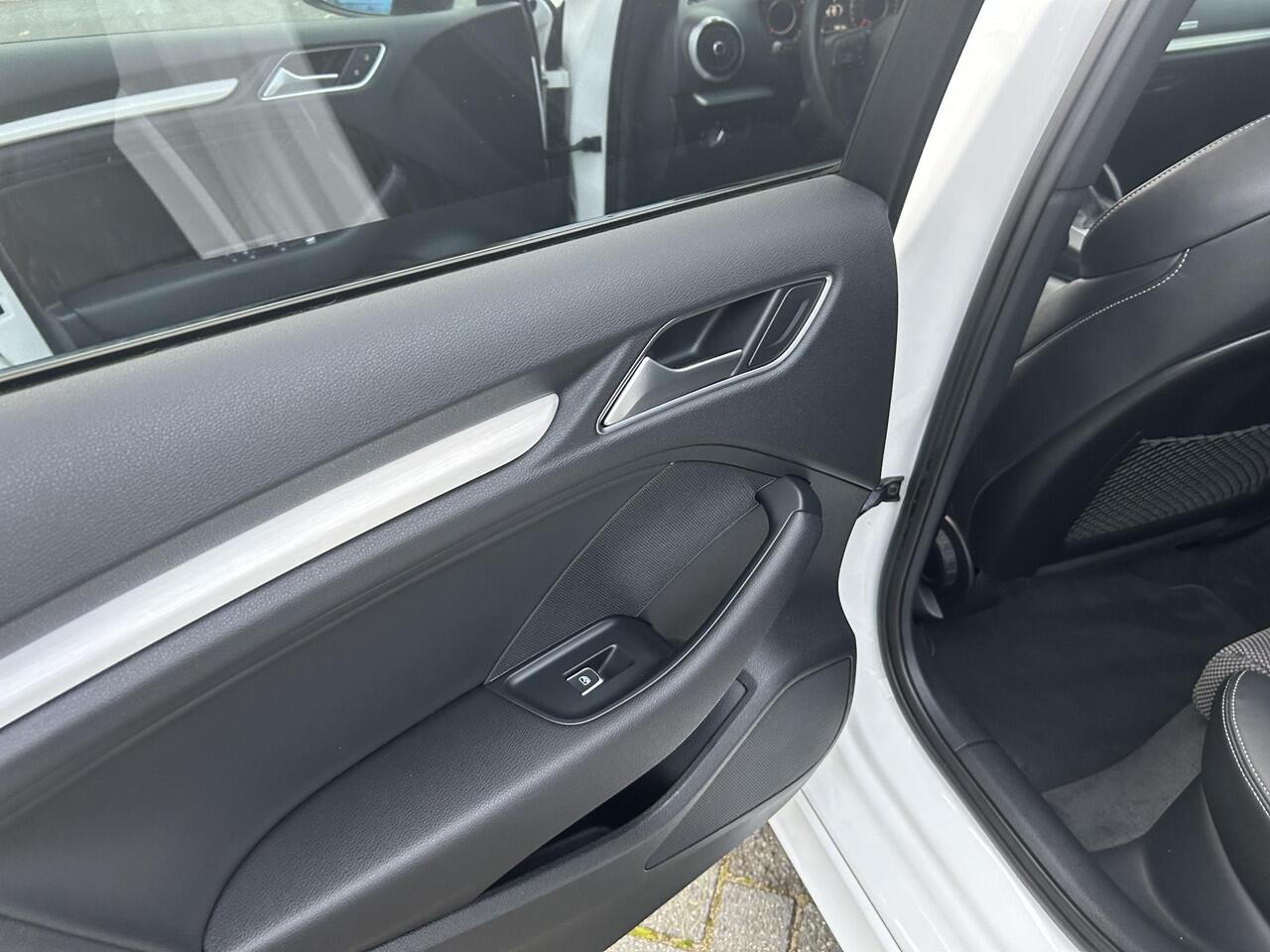 Audi A3 Limousine 30 TFSI Advance Sport S-Line