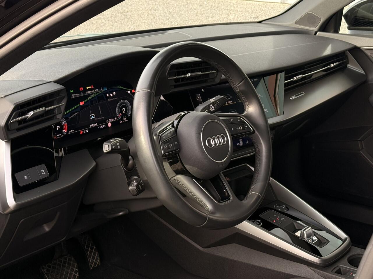 Audi A3 Limousine 30 TFSI Advanced edition | Navi | ACC | Stoelverwarming | Apple Carplay | DAB |