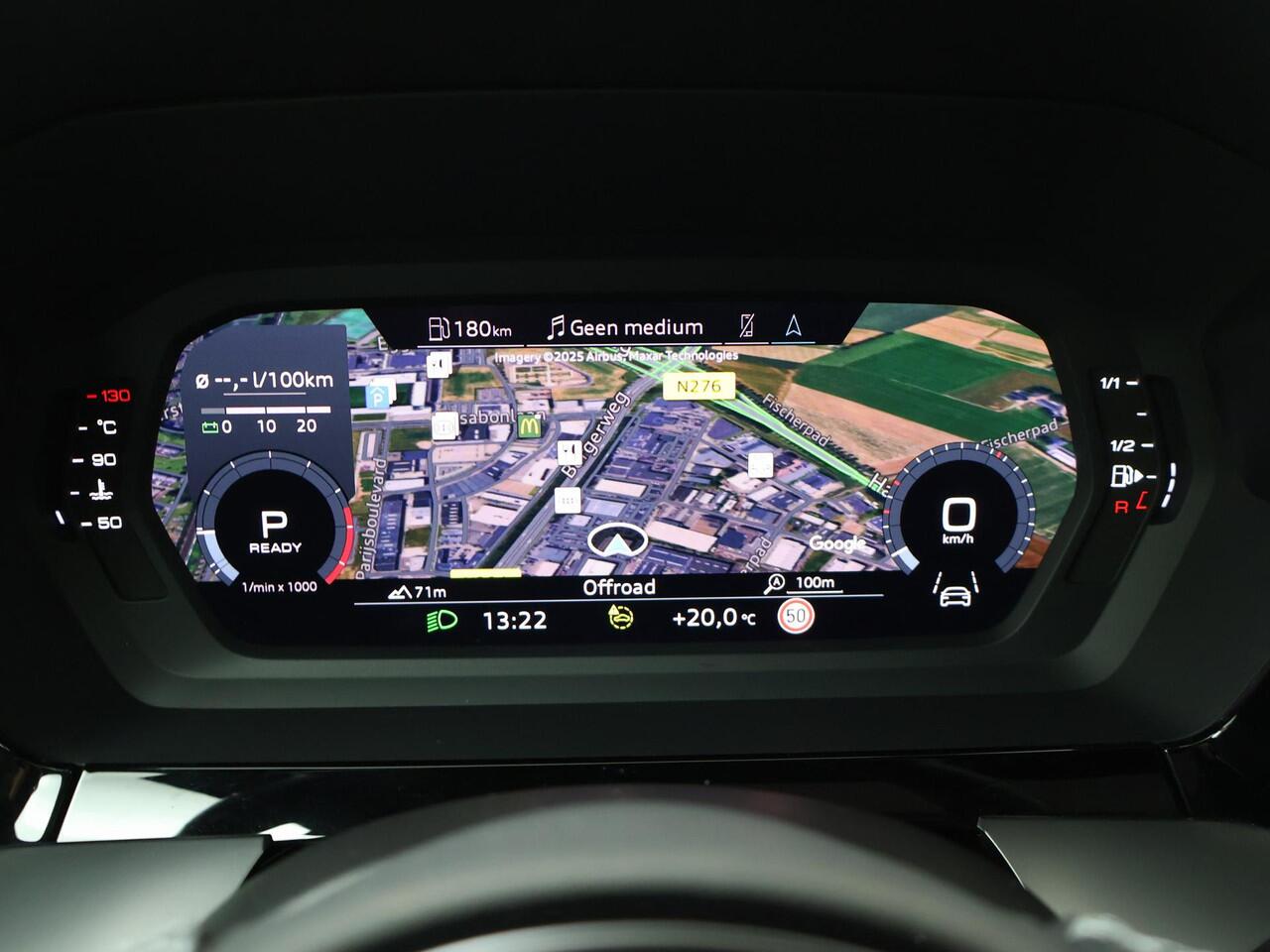 Audi A3 Limousine 35 TFSI S edition | 150 PK | Automaat | Digitale cockpit | Parkeersensoren | Panoramadak | S line |