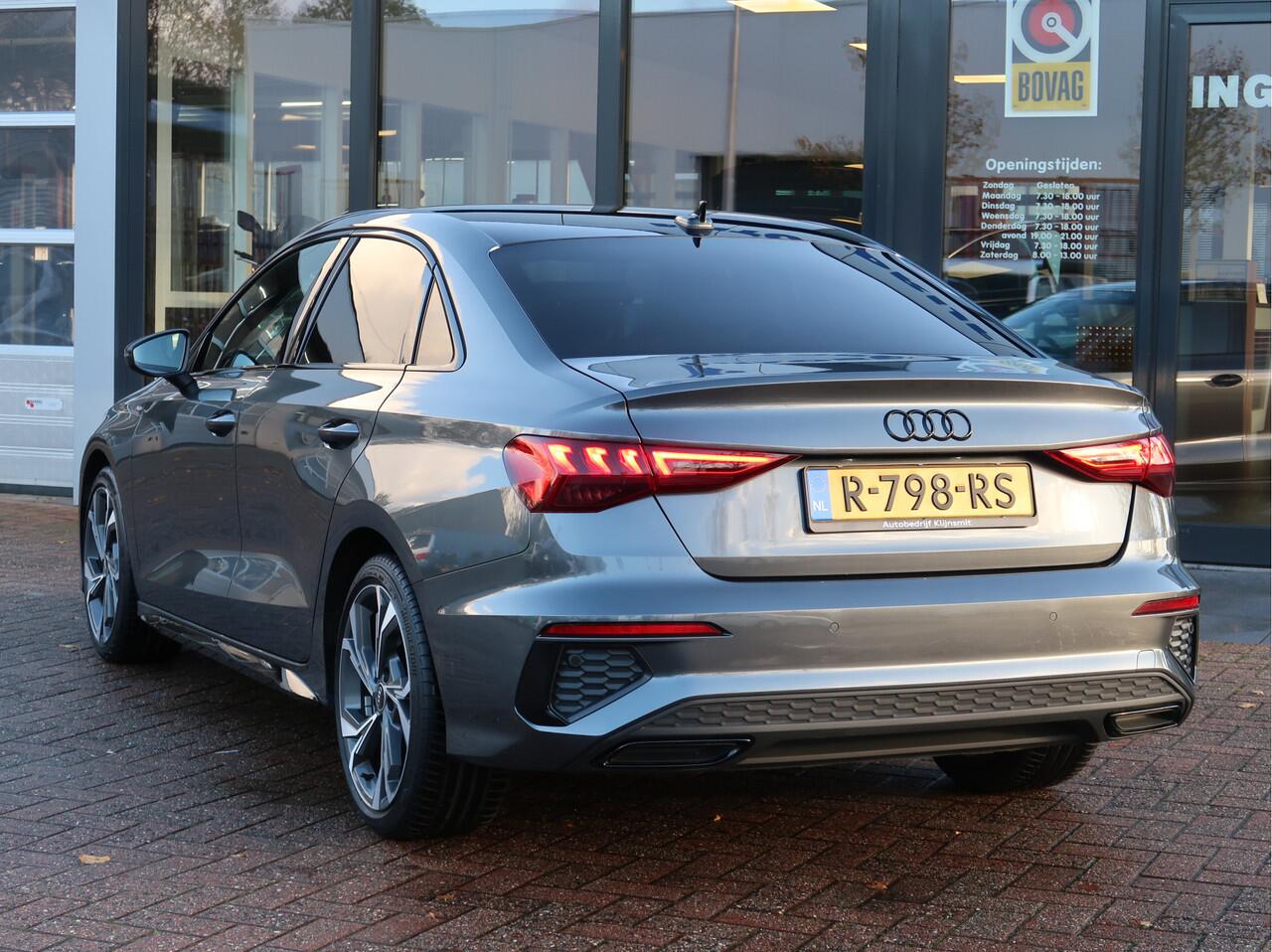 Audi A3 Limousine 30 TFSI S-Line | Adapt Cruise | 18inch | Stoelverw |