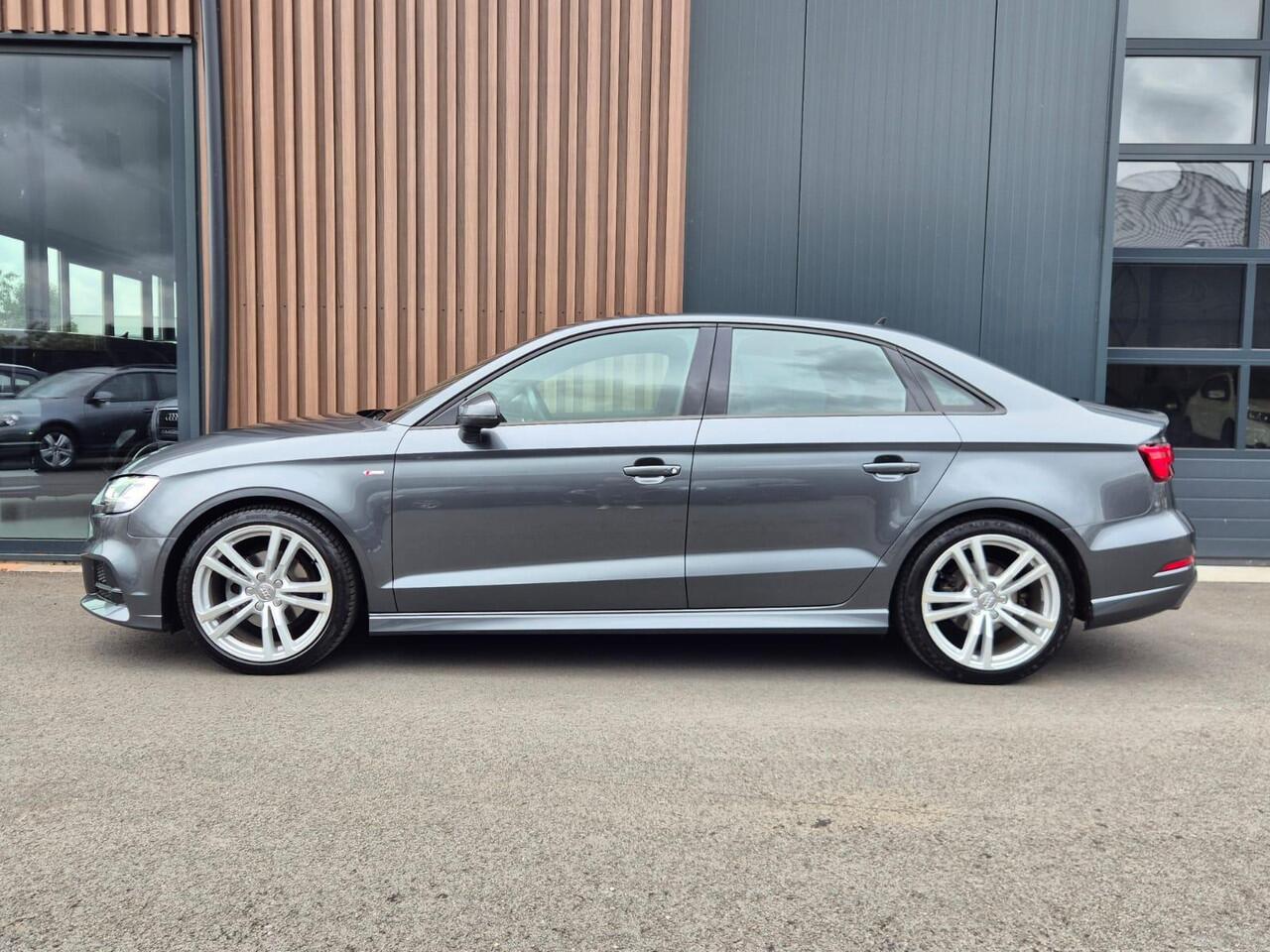 Audi A3 Limousine 35 TFSI CoD Advance Sport 3x S-Line | BTW | LED | Navi | Clima | Stoelverw.