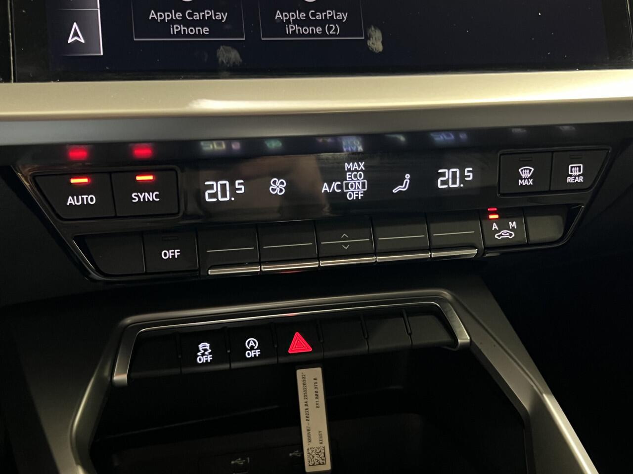 Audi A3 Limousine 30 TFSI Advanced edition | Navigatie/Android/Apple Carplay | LM Velgen 17" | PDC Achter | Cruise Control | Airco |