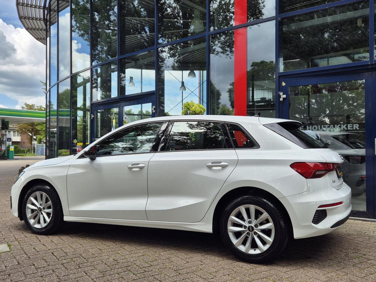 Audi A3 Sportback 30 TFSI Pro Line | Navigatie via Smartphone | Apple Carplay | PDC | Stoelverwarming | Lm Velgen | Airconditioning