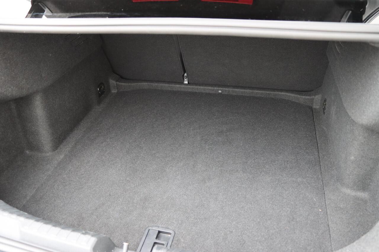 Audi A3 Limousine 35 TFSI Edition One S-Line 150pk S-Tronic