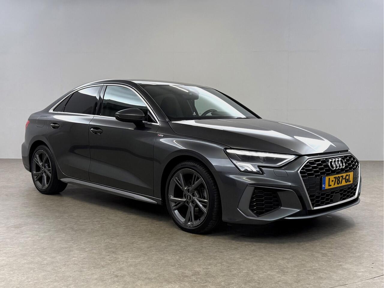 Audi A3 30 TFSI S-Line | Virtual | Carplay | Navi | Parkeersens. | Stoelverw. | LED | NAP