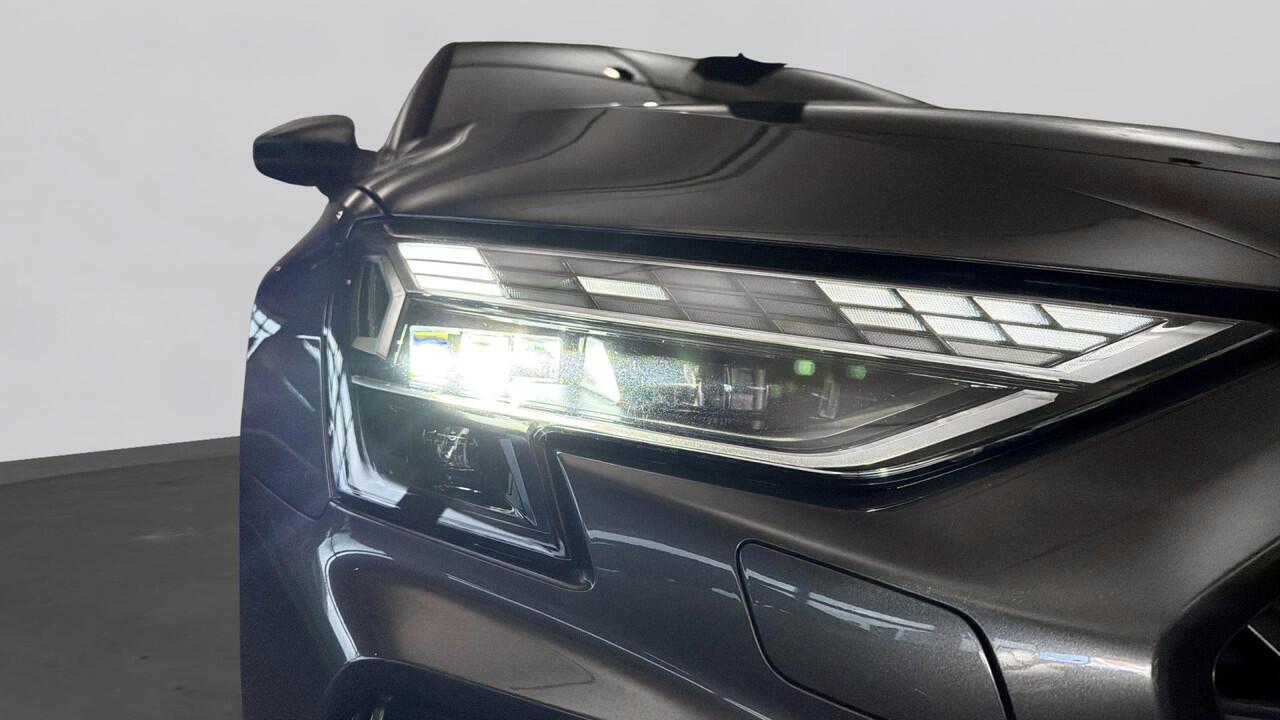 Audi A3 Limousine 30 TFSI 116Pk S-Line Edition / Achteruitrijcamera / Parkeerhulp Plus