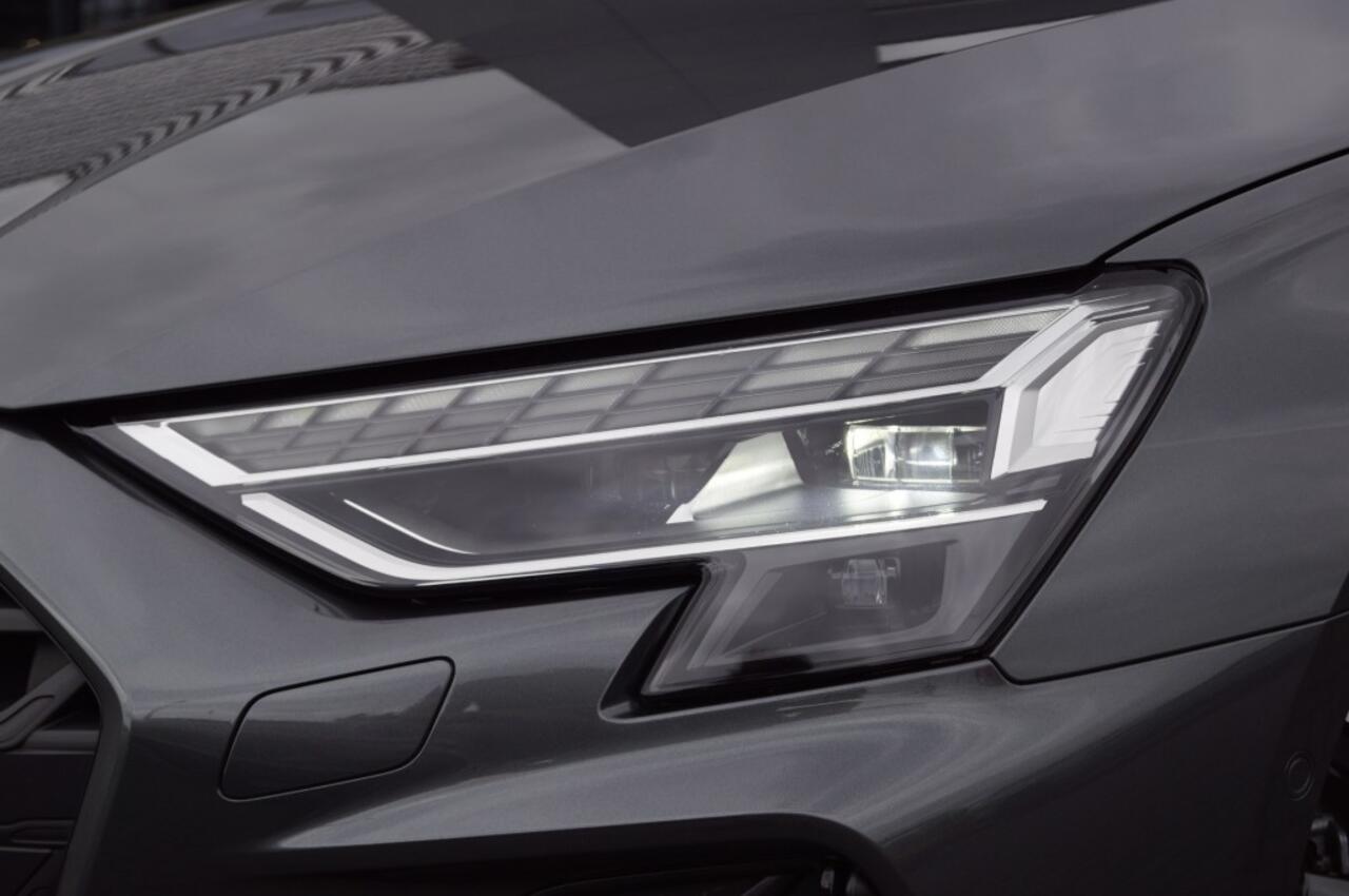 Audi A3 Limousine 1.5 TFSI S-line 150pk Facelift/Leer ruitmotief/ Panodak/Sonos/Head-up/LED