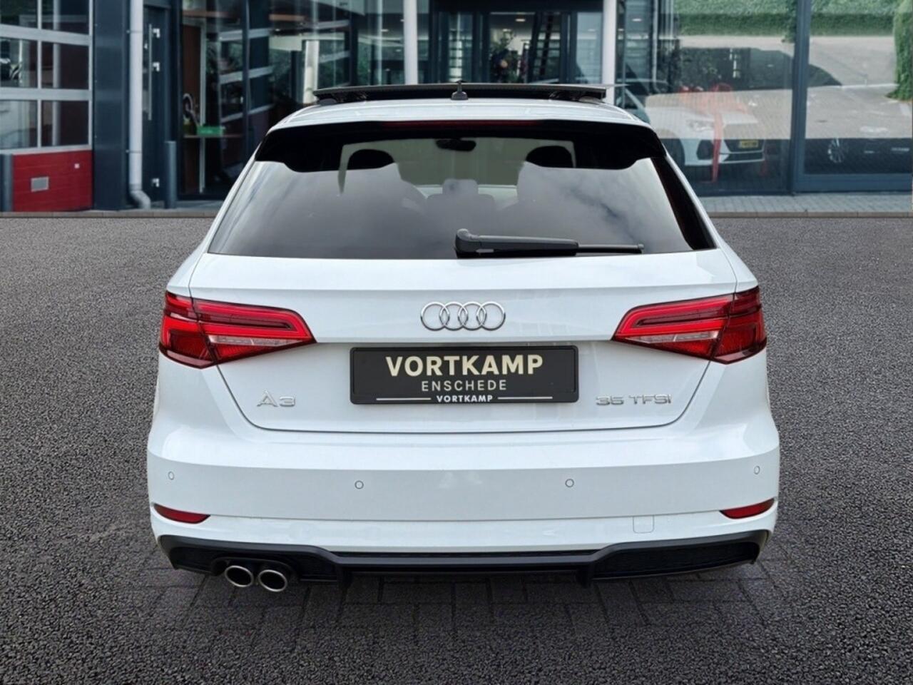 Audi A3 35 TFSI S-TRONIC S-LINE PANO-DAK/NAVI/ACC/PDC/STOELVERW