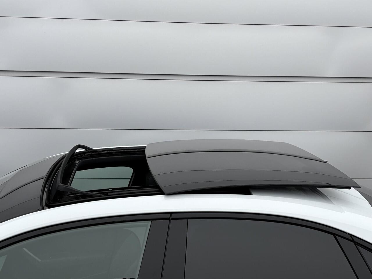 Audi A3 Limousine S edition 30 TFSI 85 kW / 116 PK Limousine 7 versn S tronic 7 | 18" lm Velgen | Elektrisch glazen panorama-dak | Assistentie Pakket |