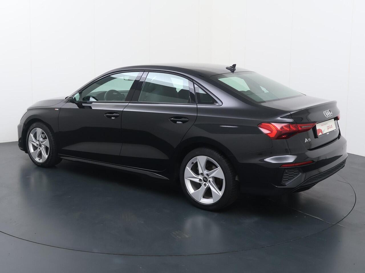 Audi A3 Limousine 30 TFSI S edition | 110 PK | Automaat | Adaptive cruise control | Climate control | LED | S-line |