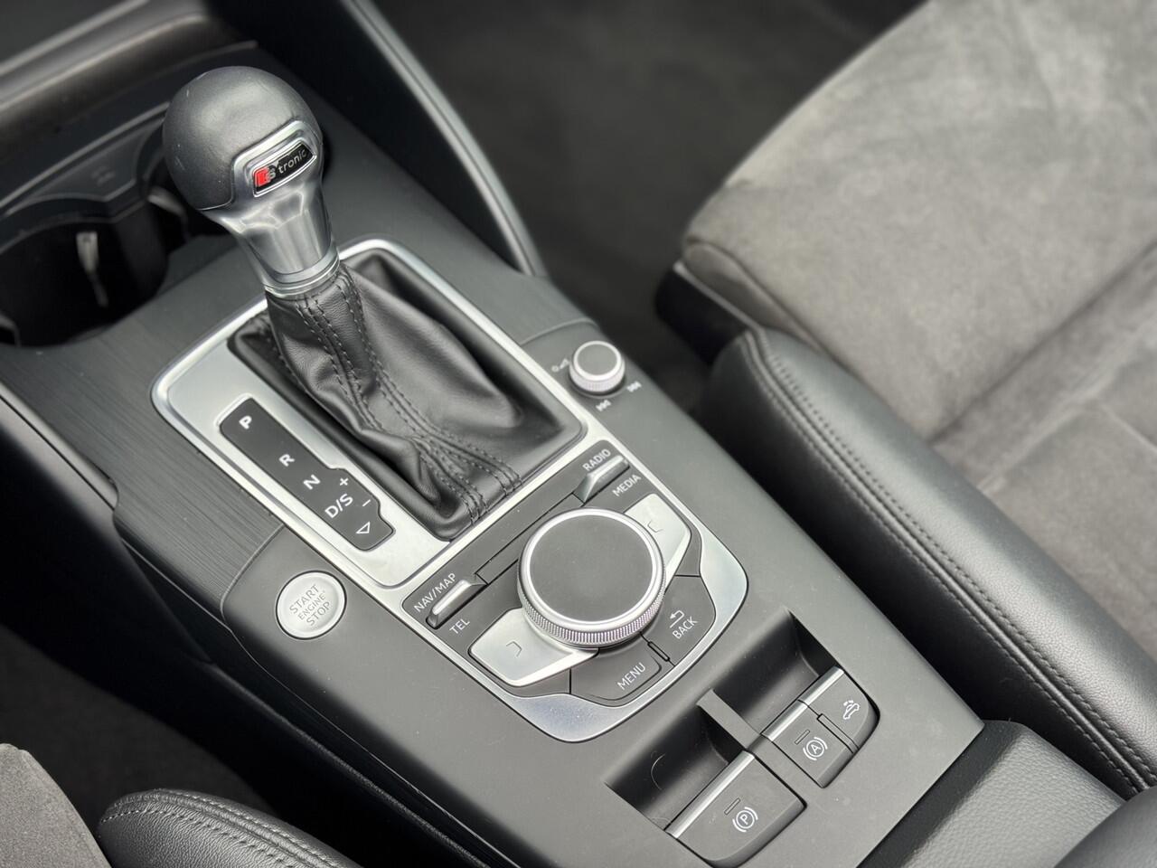 Audi A3 Cabriolet 35 TFSI CoD S Line Advance Sport | Matrix | AirScarf | Virtual Cockpit | Keyless | 19" | Apple CarPlay