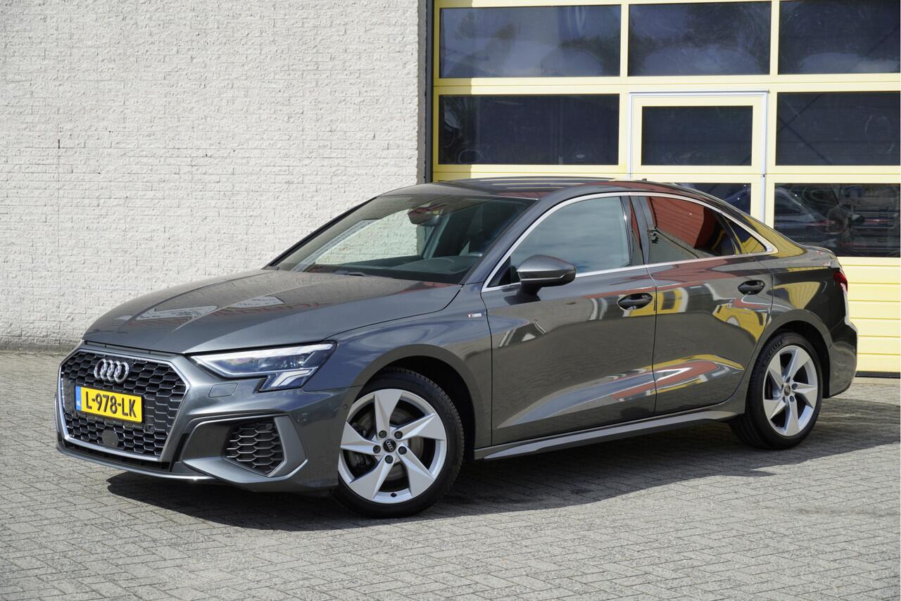 Audi A3 Limousine 35 TFSI 150PK! Automaat S-Edition S-Line BJ2021 Lmv 17" | Led V+A | Pdc | Navi | Dynamische knipperlichten | Sideskirts | App-Connect | Virtual cockpit | Climate control | Cruise control | Sportstoelen | S-Line stuurwiel | Lederen bekleding | Zw