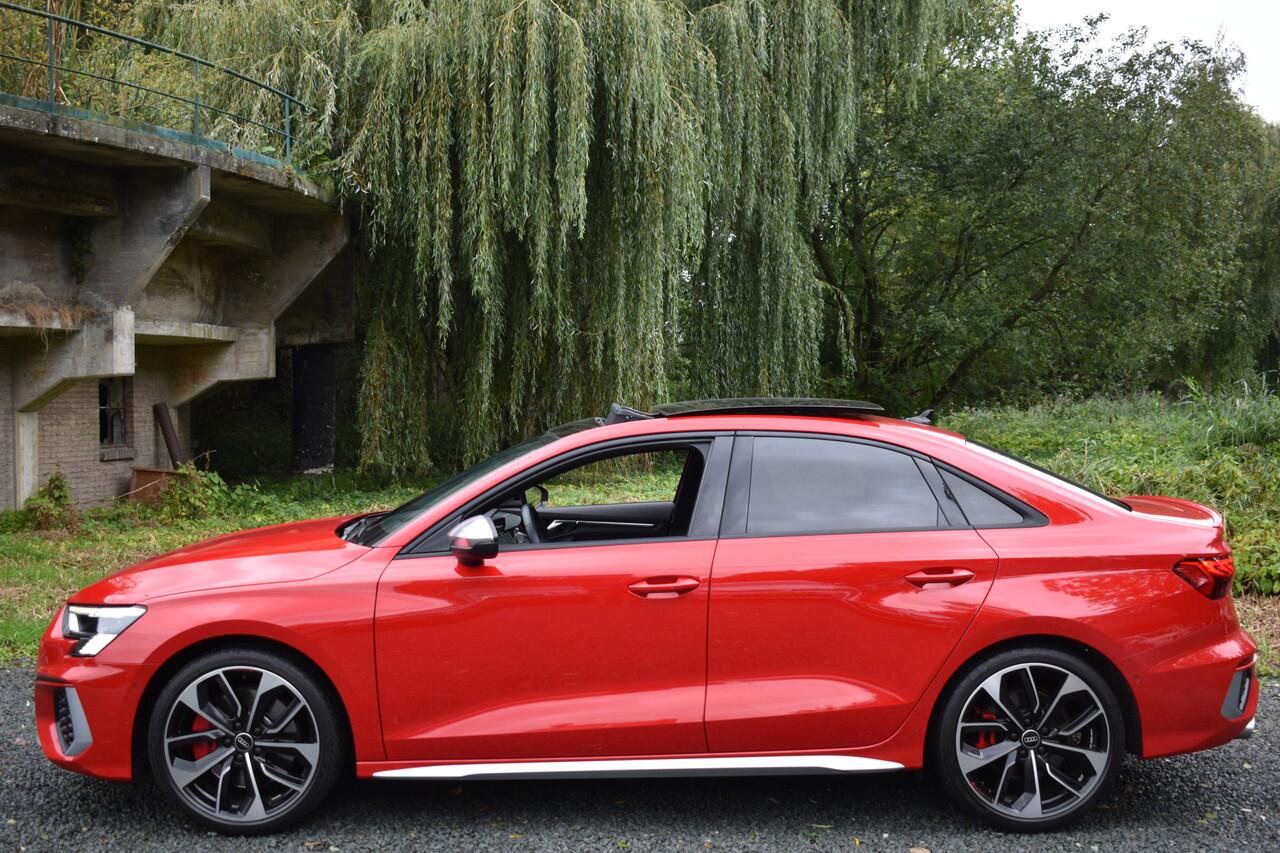 Audi A3 Limousine 2.0 TFSI 310PK S3 QUATTRO HEAD-UP/LEDER/PANORAMADAK