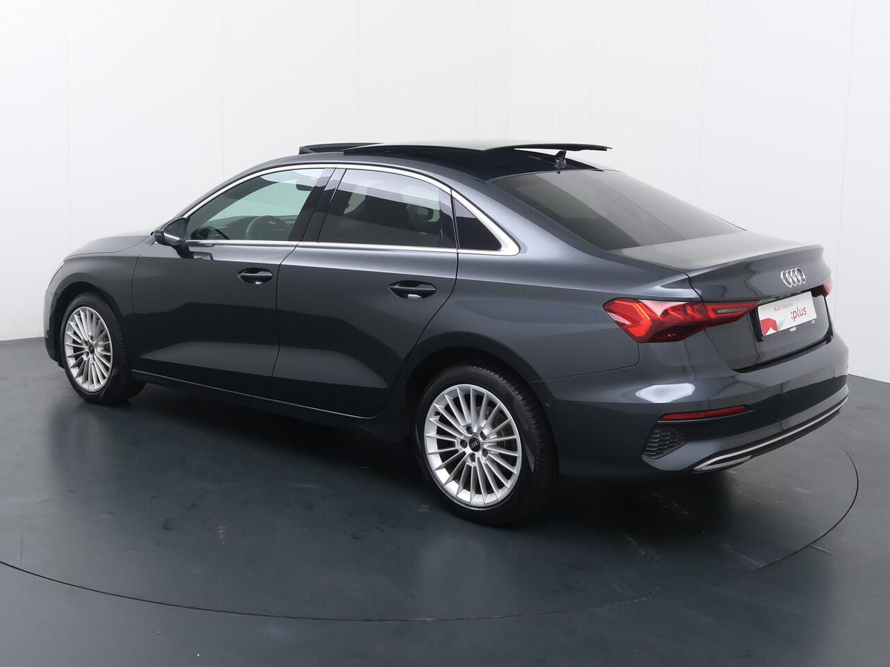 Audi A3 Limousine 35 TFSI Business edition | 150 PK | Automaat | Afneembare Trekhaak | Panoramadak |