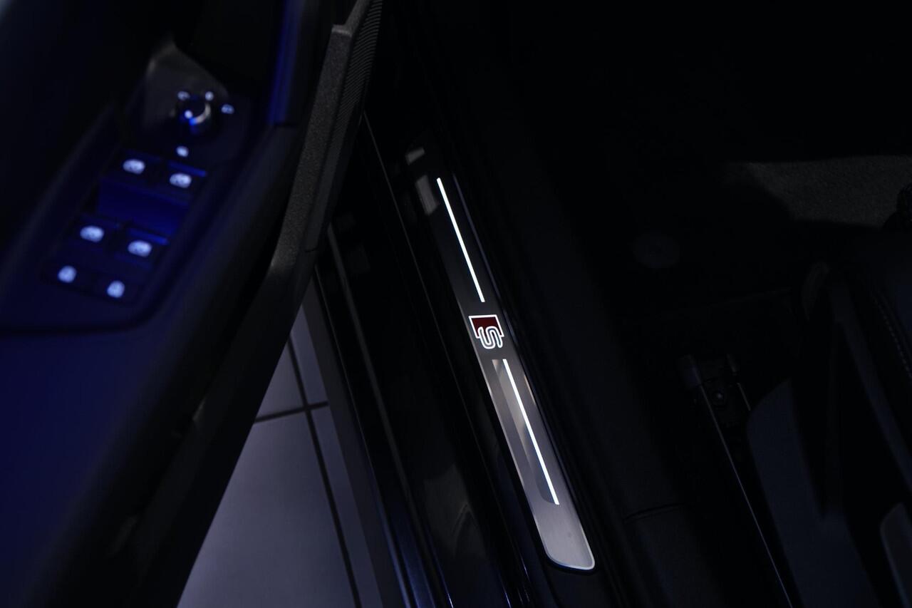 Audi A3 Limousine 30 TFSI S edition + SPORTSTOELEN / LED / SFEERVERLICHTING