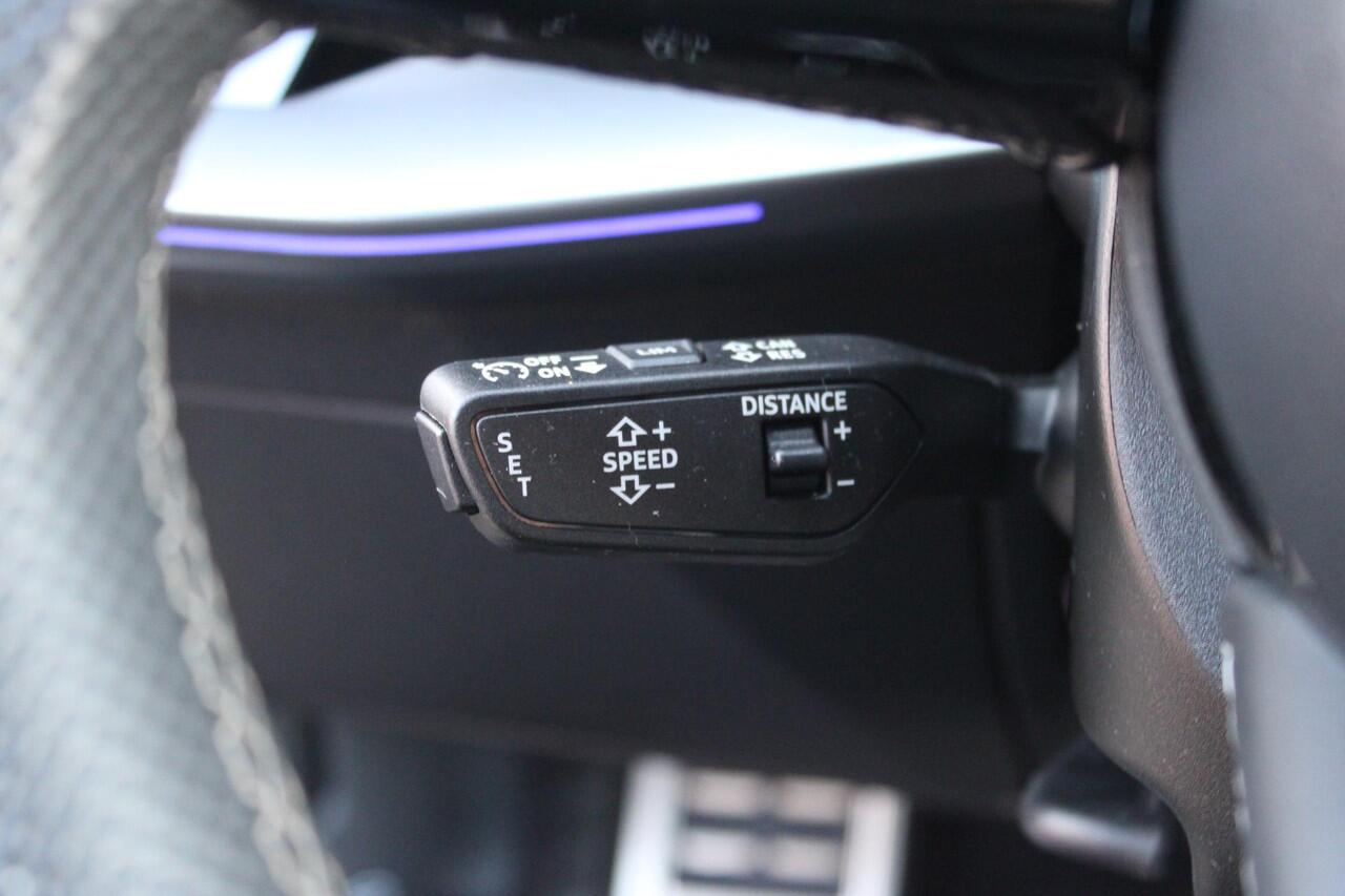 Audi A3 Limousine 35 TFSI S edition Matrix Led/Sfeer/NL Auto!!