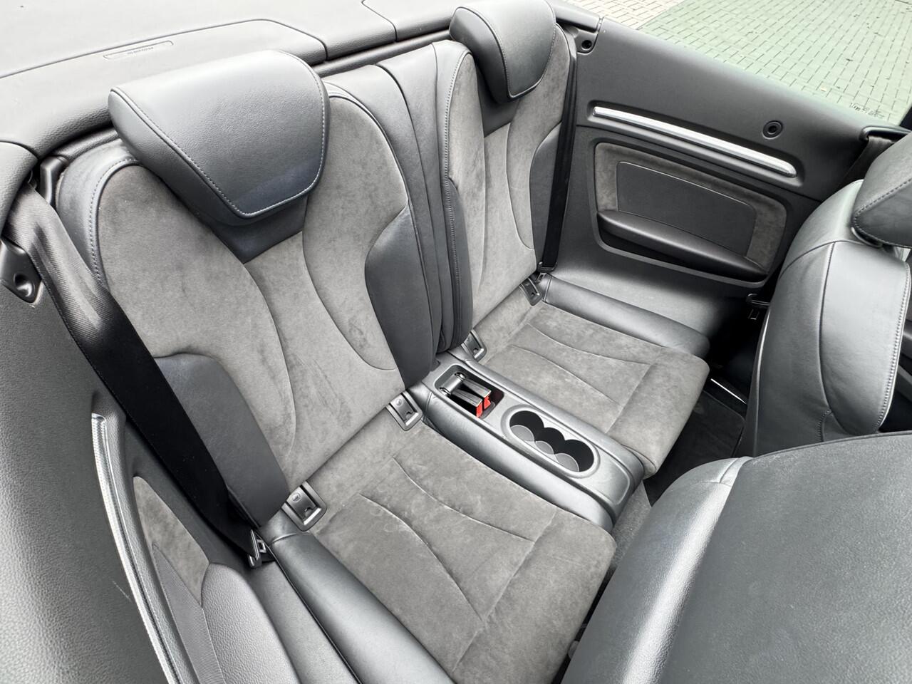 Audi A3 Cabriolet 35 TFSI CoD S Line Advance Sport | Matrix | AirScarf | Virtual Cockpit | Keyless | 19" | Apple CarPlay