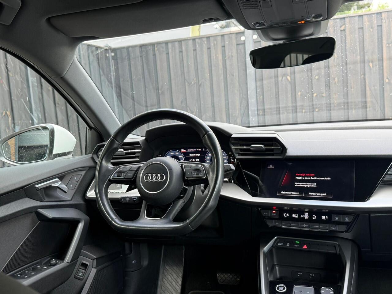 Audi A3 SPORTBACK 40 TFSI e Business edition
