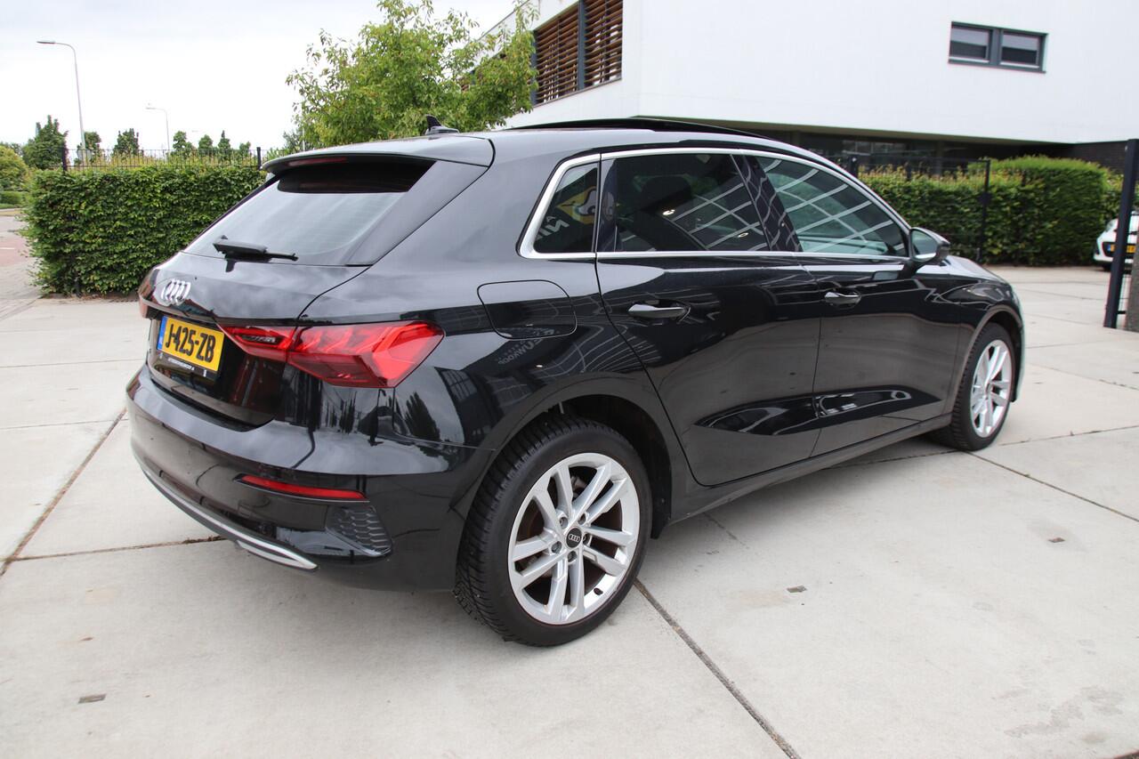 Audi A3 SPORTBACK 30 TFSI Business Ed. Pano, Viritueel, Clima, NL auto Aanbieding!