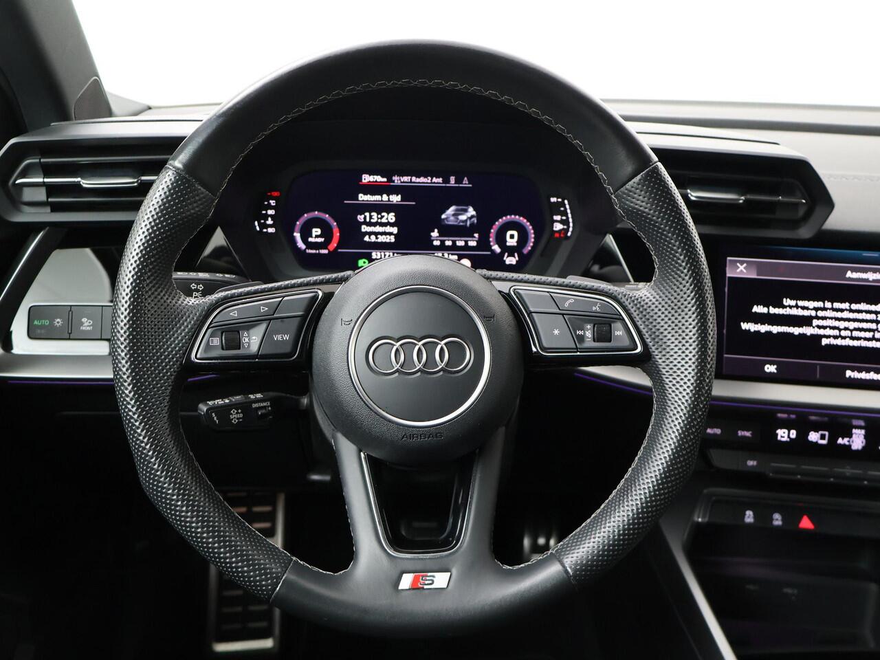 Audi A3 SPORTBACK 30 TFSI S edition | 110 PK | Automaat | Multifunctioneel stuurwiel | Adaptive Cruisecontrol | Parkeersensoren |