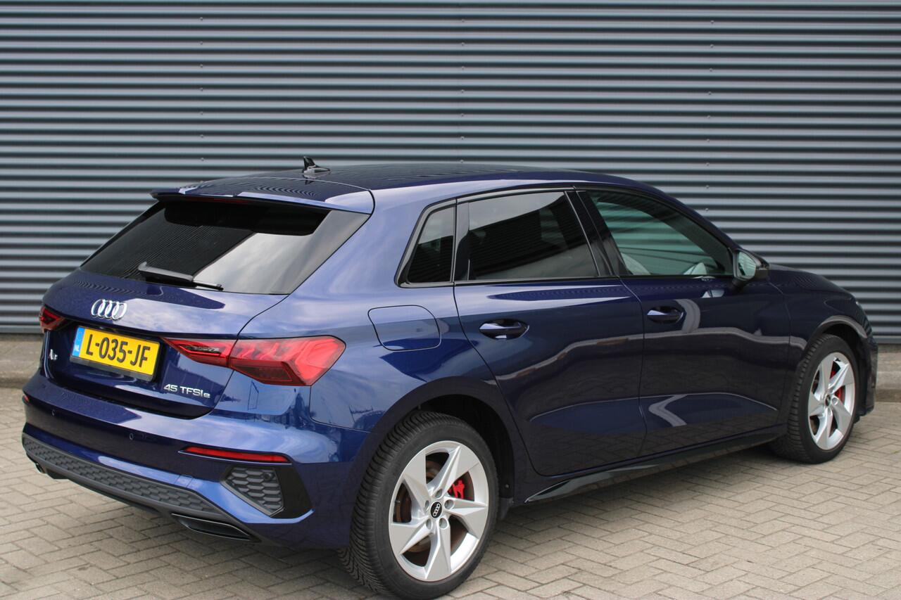 Audi A3 SPORTBACK 45 TFSI e 245PK S-Line Competition Nappa-leer Virtual-Cockpit Full-Led Plug-in