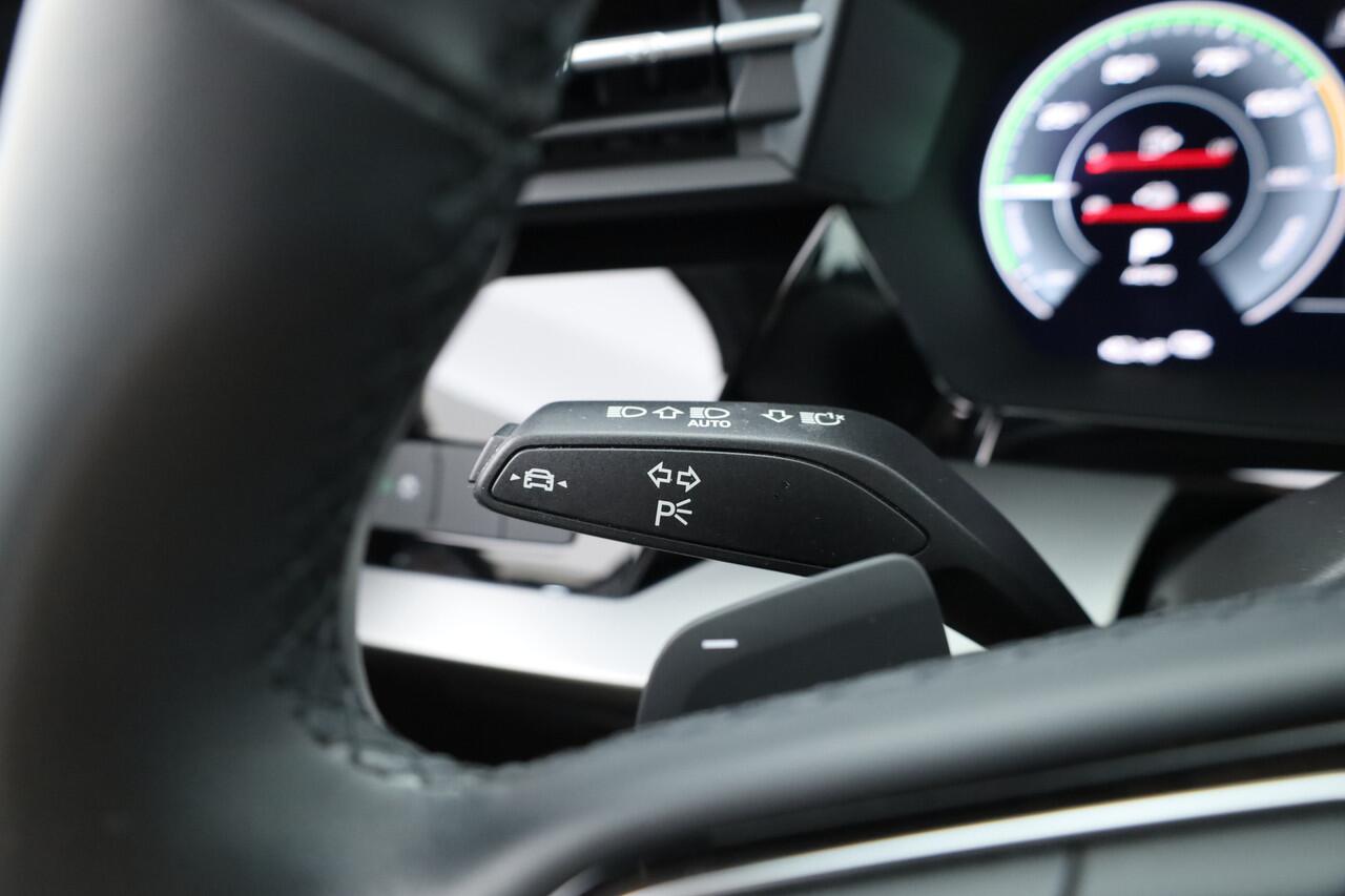 Audi A3 SPORTBACK 45 TFSI e S Line | Pano | Navi | Keyless | Elek. Achterklep | Stoelverw. | Apple CarPlay