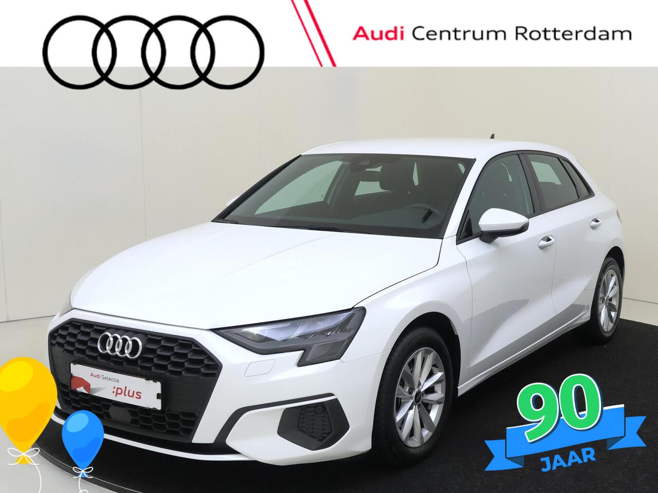 Audi A3 SPORTBACK 30 TFSI Attitude | CarPlay | Draadloze telefoonlader | Cruise control | Virtual cockpit | Parkeersensoren achter | Lane- en frontassist |