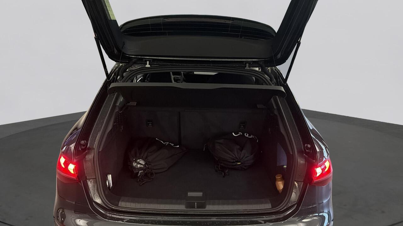 Audi A3 SPORTBACK 40 TFSI e 204Pk Advanced Edition / Stoelverwarming / Achteruitrijcamera / Parkeerhulp Plus
