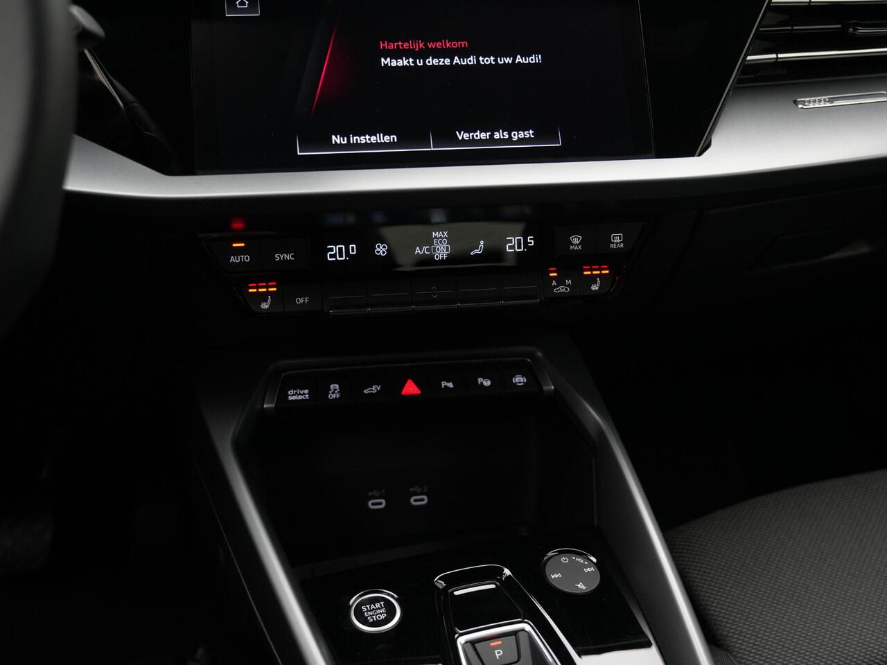 Audi A3 SPORTBACK 40 TFSI e 204 pk S-tronic Advanced edition | Stoelverwarming | Navigatie | Parkeersensoren voor/achter