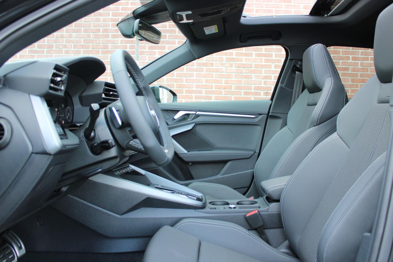 Audi A3 SPORTBACK 45 TFSI e 272PK S edition Competition |PANO-DAK|ELEK-STOEL|LED|