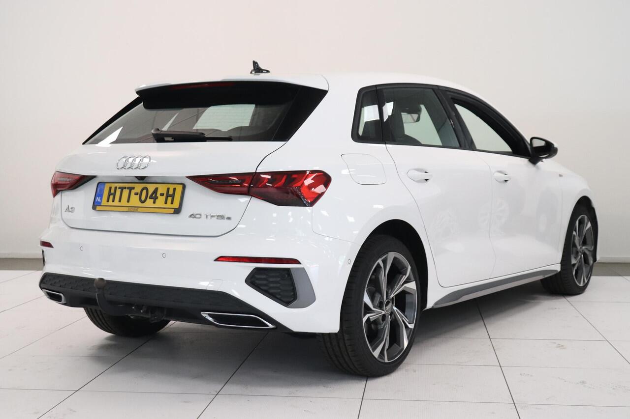 Audi A3 SPORTBACK 40 TFSI e Edition 205 Pk. | Camera | B & O premium audio | Navigatie | Matrix LED | AppleCarplay AndroidAuto |