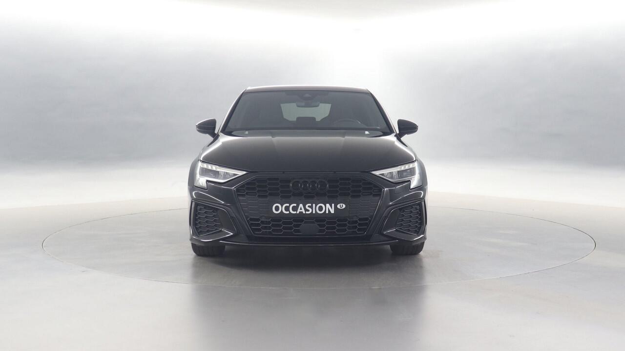 Audi A3 SPORTBACK 35 TFSI 150pk S Edition S-Tronic / Navigatie / Adaptive Cruise Control / Parkeersensoren