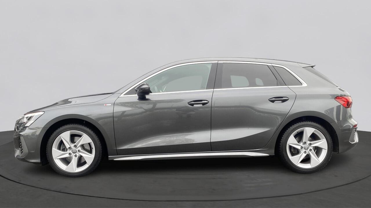 Audi A3 SPORTBACK 35 TFSI 150pk Automaat S edition / Panoramadak / Matrix LED / Sfeerverlichting