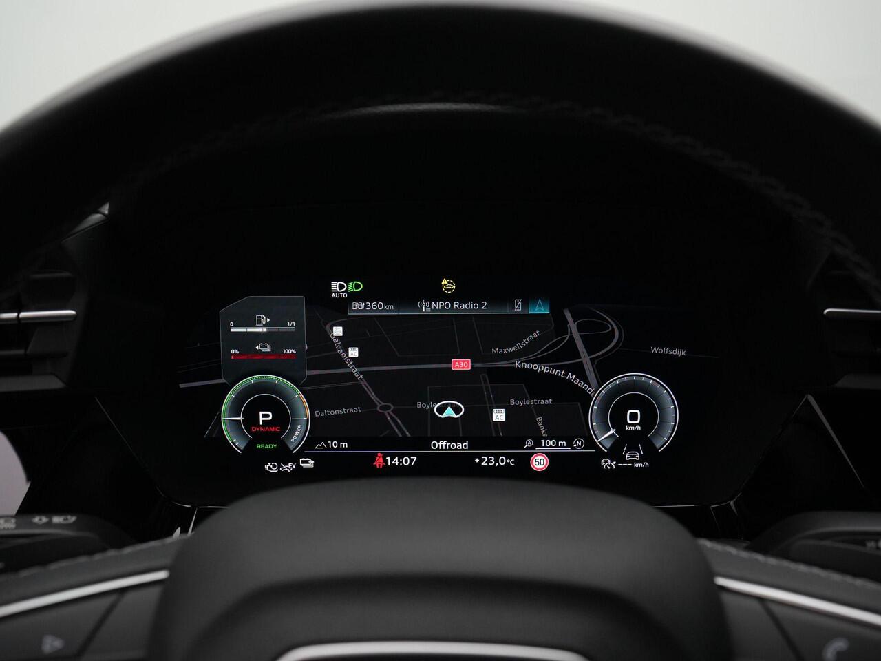 Audi A3 SPORTBACK 45 TFSI e 245 pk S-tronic S edition Competition / S-Line | Stoelverwarming | Navigatie | Parkeersensoren voor/achter | Adaptive Cruise