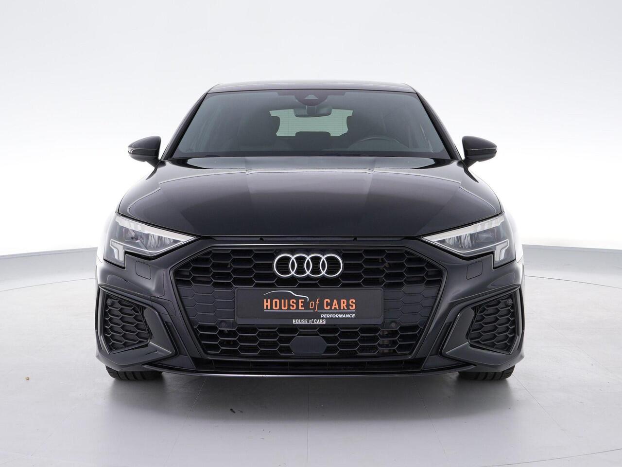 Audi A3 SPORTBACK 40 TFSI e S-Line 204pk Business edition |BTW-auto|dealer onderhouden|S-Line|lederen stoelen|virtual cockpit|ACC|drive select|black pakket|LED|stoelverwarming|18"|