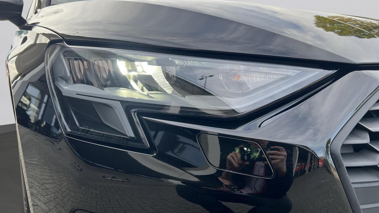 Audi A3 SPORTBACK 30 TFSI 110Pk Pro Line / Parkeerhulp Achter