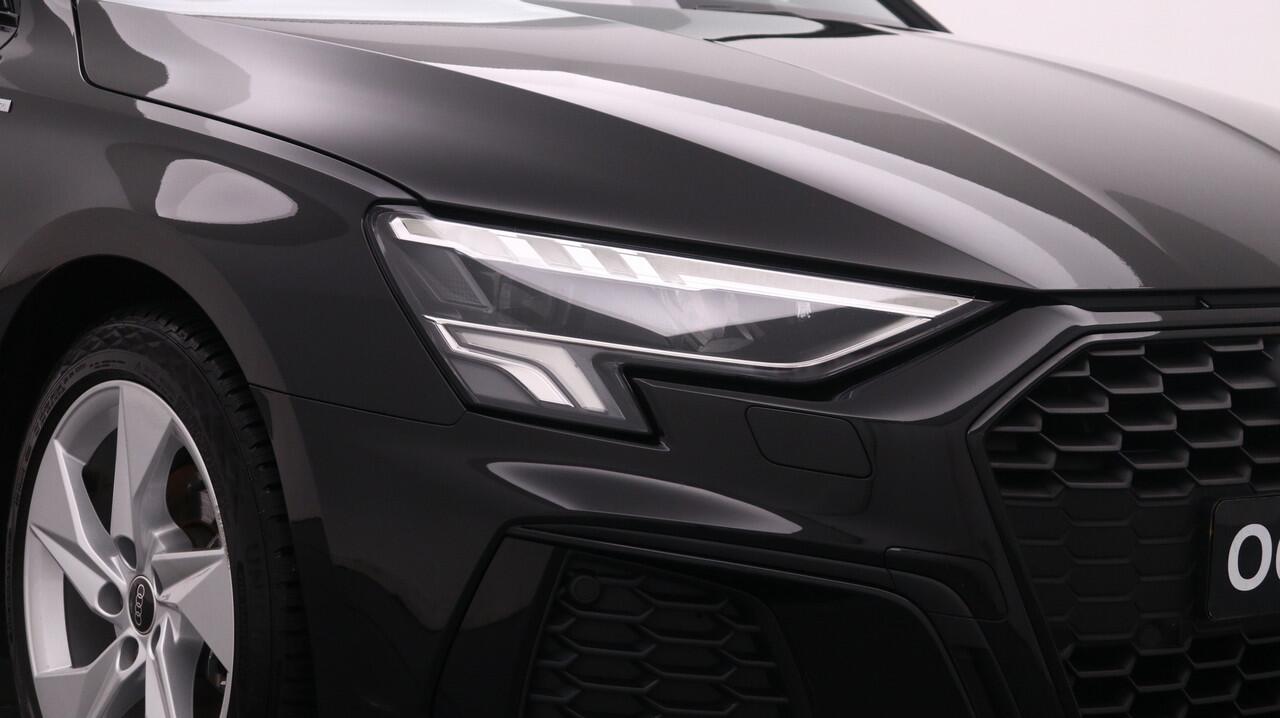 Audi A3 SPORTBACK 30 TFSI 110Pk S-Line Edition