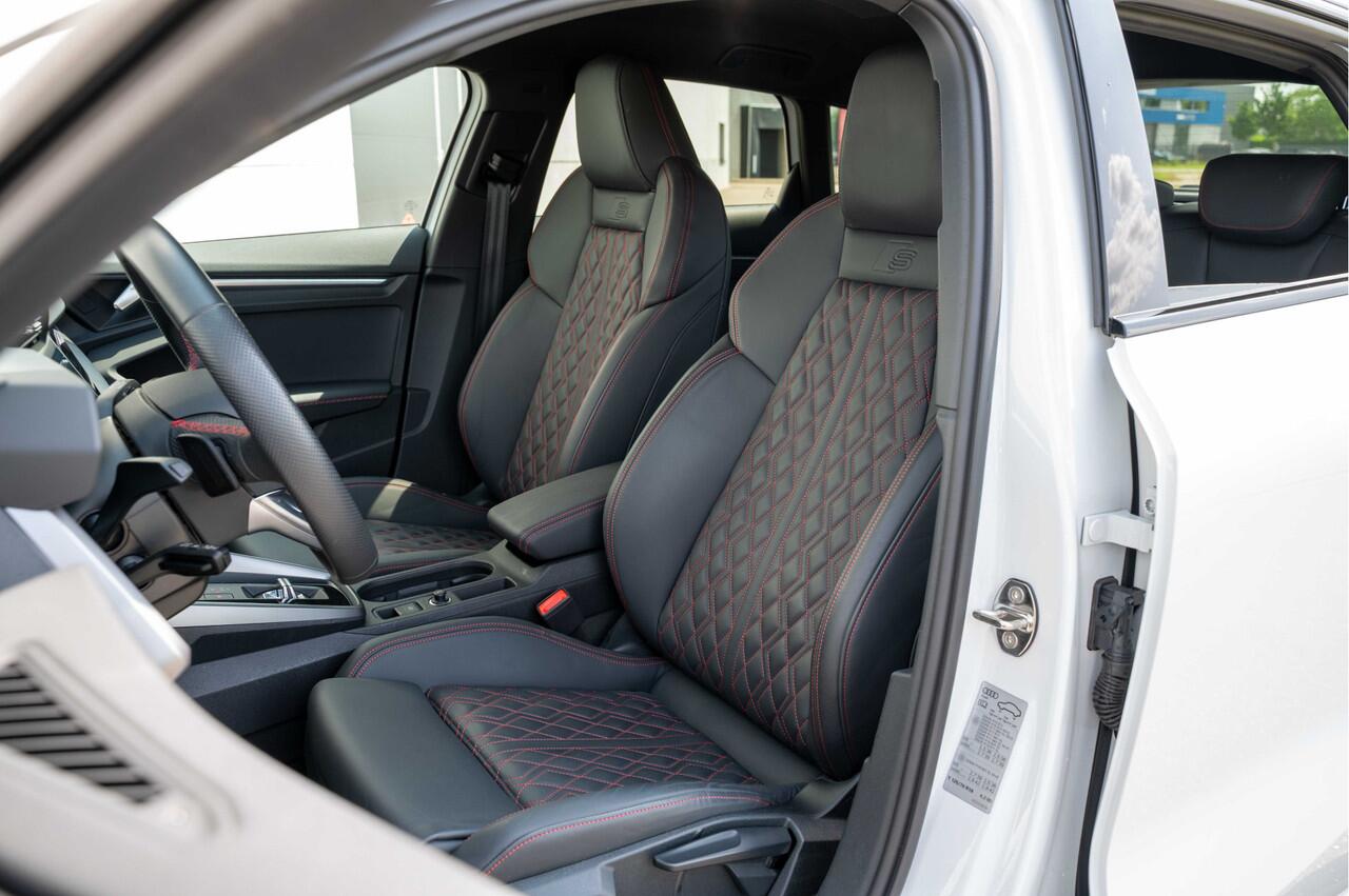 Audi A3 SPORTBACK 35 TFSI S-Line / Dynamic package / Matrix LED