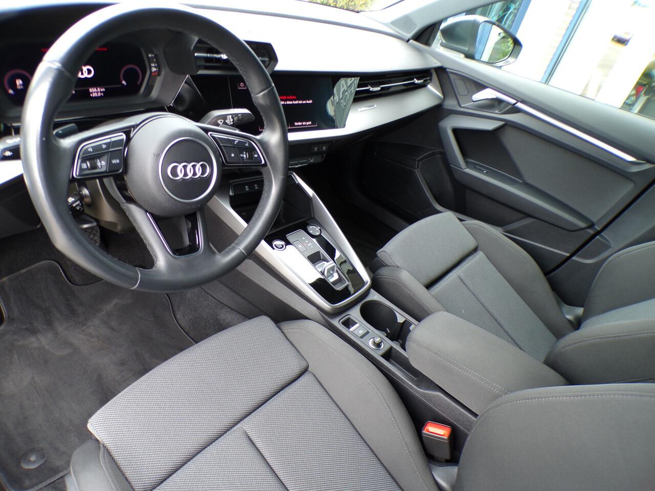 Audi A3 SPORTBACK 35 TFSI Advanced Edition, Automaat / Full LED / Carplay + Android Auto / Adaptive Cruise / PDC / 17' LMV