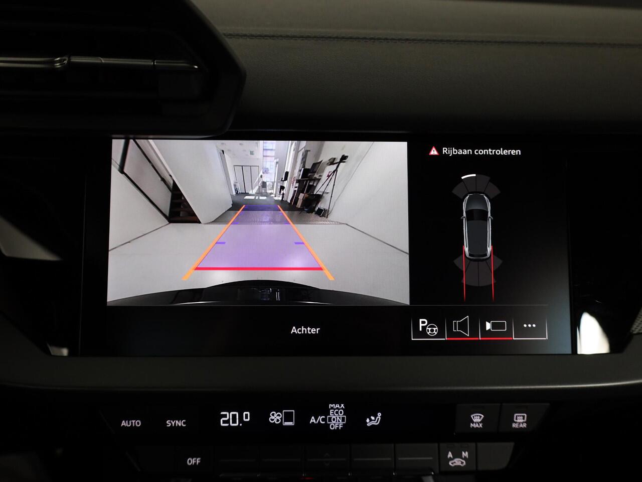 Audi A3 SPORTBACK 30 TFSI S edition 116 pk S-tronic | Verlengde garantie | Navigatie | Parkeersensoren (Park assist) | Achteruitrijcamera | Adaptieve cruise control | S-Line |