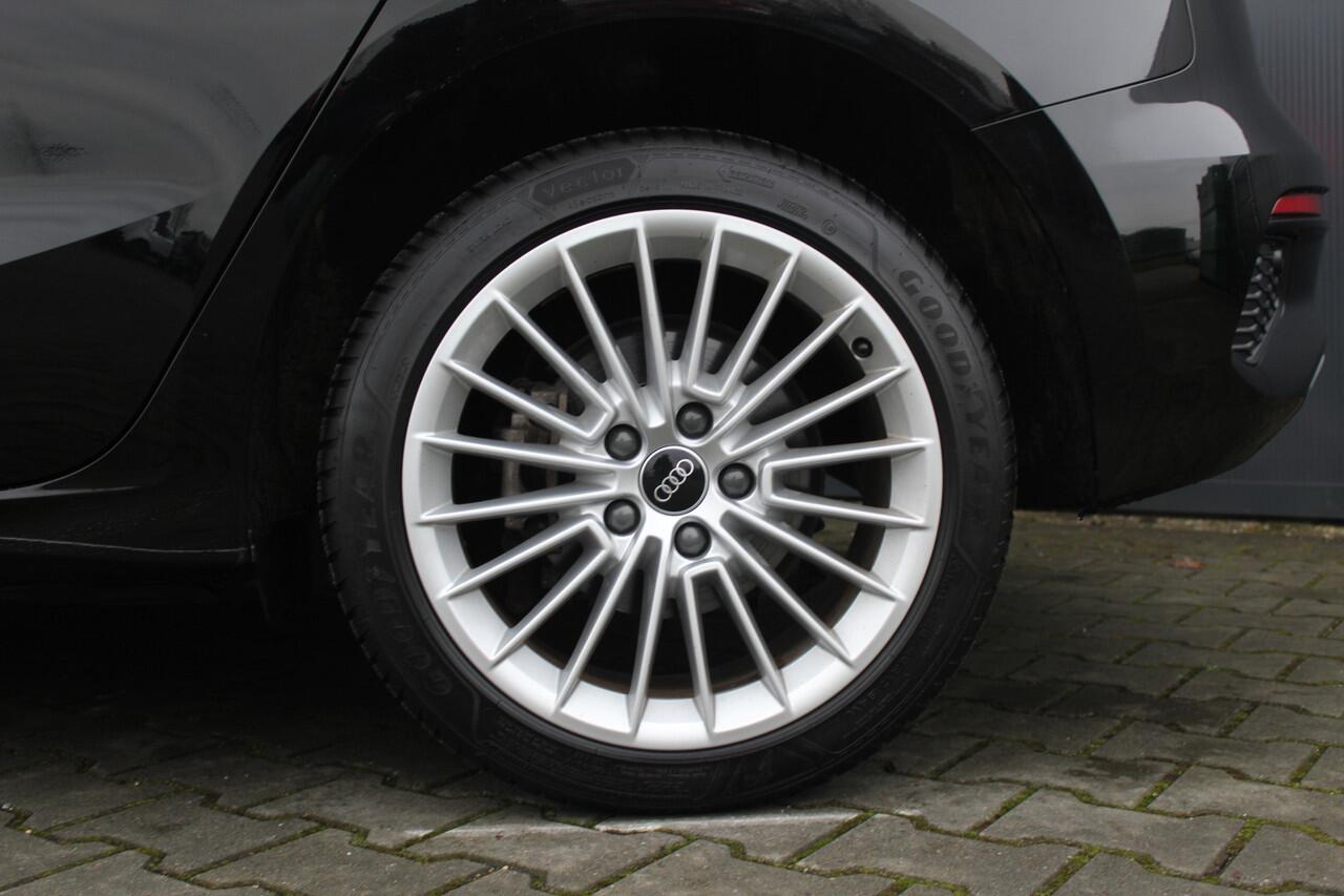 Audi A3 SPORTBACK 40 TFSI e Advanced edition | Incl. 12 maanden garantie | SOH 99% | Apple CarPlay | Sportstoelen | DAB | Bang & Olufsen | Zwarte hemel | Cruise control | Climate control | LED koplampen | Virtueel dashboard | Nederlandse auto |