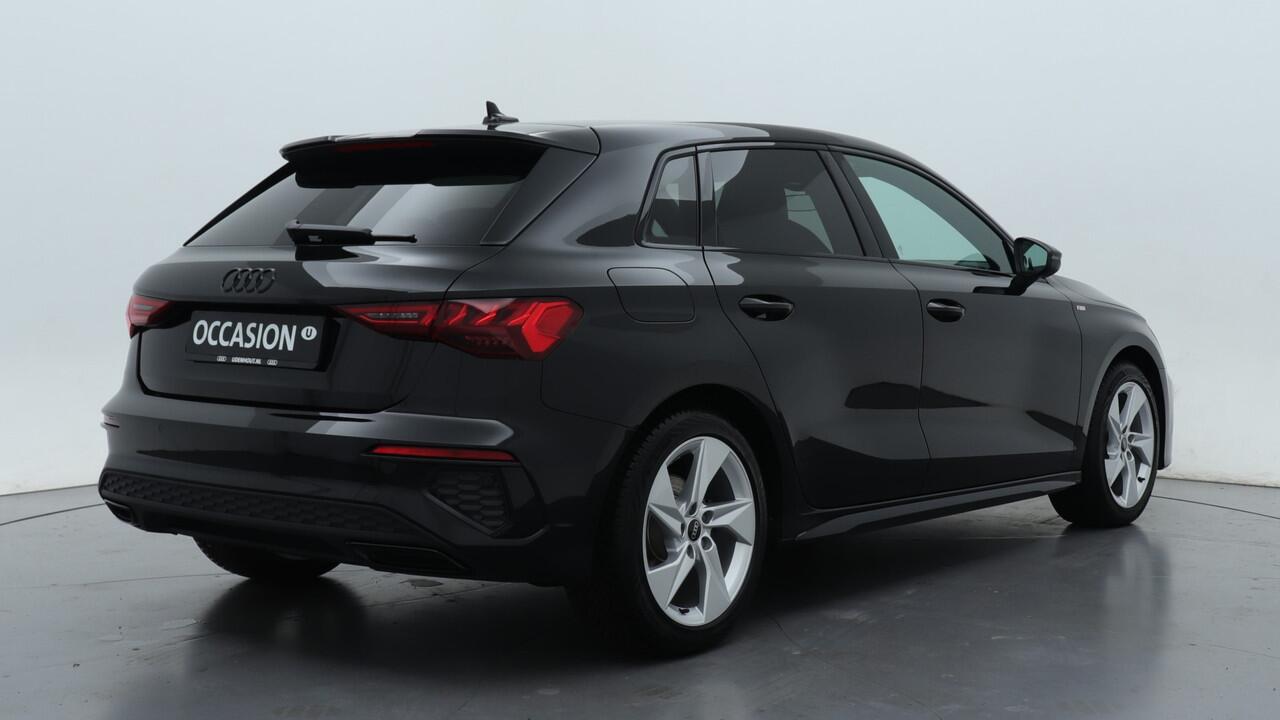 Audi A3 SPORTBACK 35 TFSI 150PK S edition | Audi Sound | Privacy glass | Zwart optiek | Carplay |